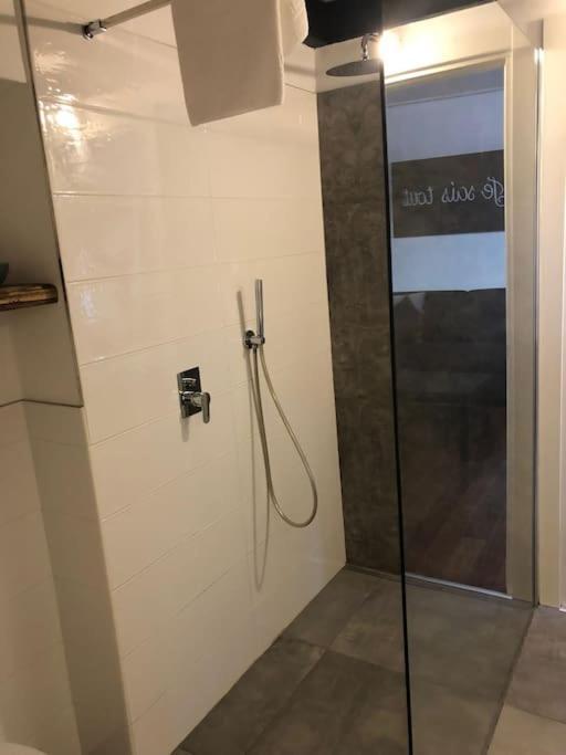 La Petite Maison - Two-Room Apartment Bergamo Bagian luar foto