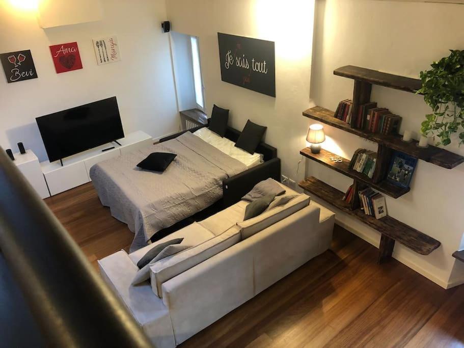 La Petite Maison - Two-Room Apartment Bergamo Bagian luar foto