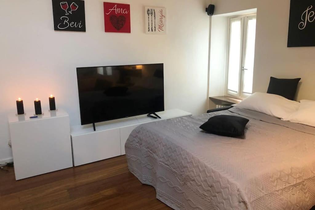 La Petite Maison - Two-Room Apartment Bergamo Bagian luar foto